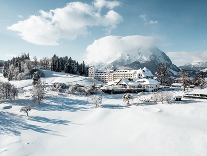 Hochzeit - Fotobox - die perfekte Location für Winterhochzeiten - IMLAUER Hotel Schloss Pichlarn