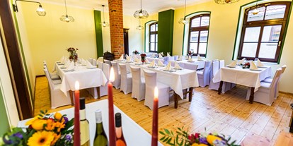 Hochzeit - Weinkeller - Thüringen Nord - Grüner Salon in der Hochzeitslocation - Villa-Kapellendorf