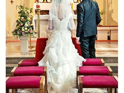 Hochzeit - Geeignet für: Seminare und Meetings - Kirche in Tieschen (100 Meter vom Weingut entfernt) - Winzerhotel Weingut Kolleritsch