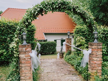 Hochzeit - Trauung im Freien - Landgut Marienhof Herberstein
