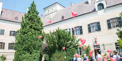 Hochzeit - Trauung im Freien - Bad Kreuzen - Schloss Persenbeug