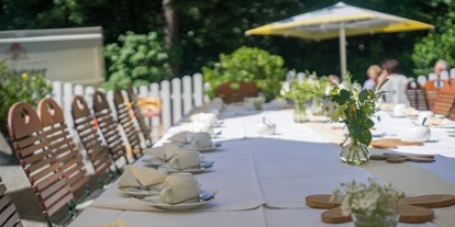 Hochzeit - Preisniveau: günstig - Festliche Tafel - Bergwirtschaft Bieleboh Restaurant & Hotel