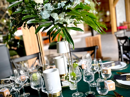 Hochzeit - externes Catering - Eine festliche Hochzeitstafel im BLUE MONKEY LOFT. - BLUE MONKEY LOFT