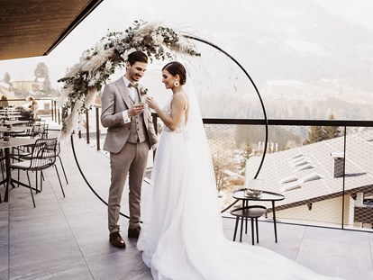 Hochzeit - Hochzeits-Stil: Boho-Glam - Bad Hofgastein - deck7 - Rooftop Haven Mountain Retreat