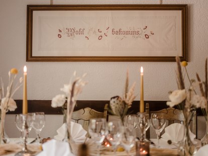 Hochzeit - Hochzeitsessen: mehrgängiges Hochzeitsmenü - Weserbergland, Harz ... - Hochzeitstisch - Brackstedter Mühle - Hotel & Restaurant