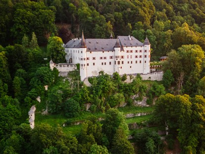Hochzeit - Art der Location: privates Anwesen - Hainzenberg - Schloss Tratzberg