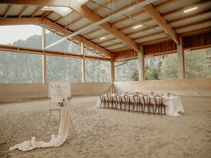 Hochzeit - Art der Location: Eventlocation - Zillertal - Reithalle