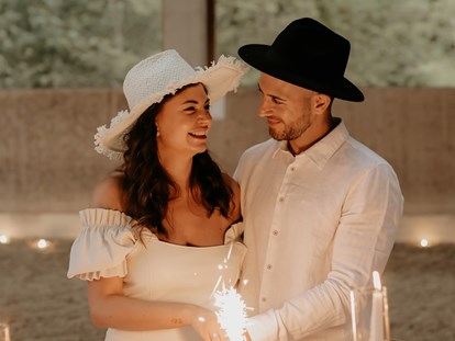 Hochzeit - Hochzeits-Stil: Traditionell - Österreich - Reithalle