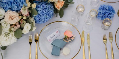 Hochzeit - Hochzeits-Stil: Vintage - Auf Wunsch stellen wir mit euch eure ganz individuelle Tischdekoration zusammen. - Richtershorn am See