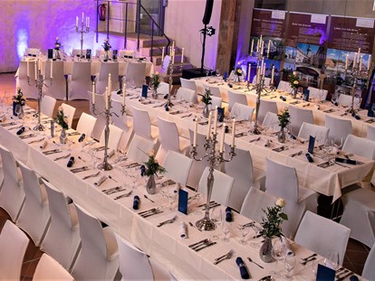 Hochzeit - Der Kirchensaal im Heidenbau für Events, Hochzeiten und Präsentationen  - VESTE HELDBURG 