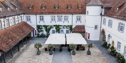 Hochzeit - Parkplatz: kostenlos - Fellbach (Rems-Murr-Kreis) - Restaurant Schloss Filseck