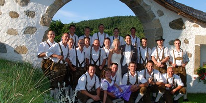 Hochzeit - Oberösterreich - Gruppenfoto - Roadlhof
