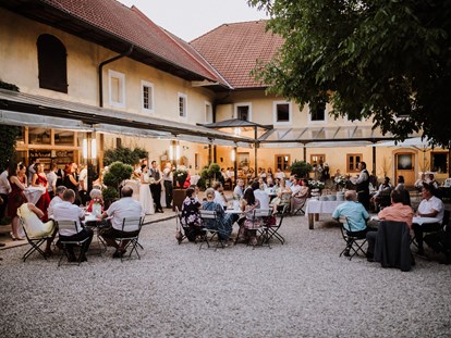 Hochzeit - Hochzeits-Stil: Modern - Gmunden - Moar Hof in Grünbach