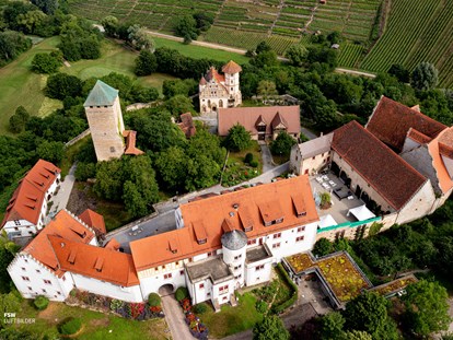 Hochzeit - Art der Location: Scheune - Schloss Liebenstein