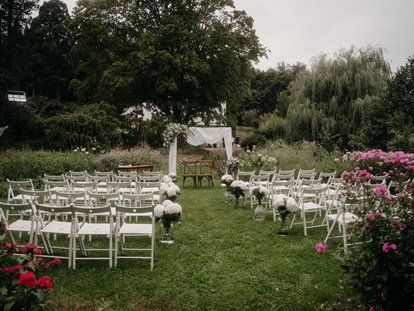 Hochzeit - Trauung im Freien - Pressbaum - Donati Garten