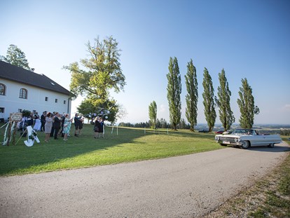 Hochzeit - Art der Location: ausgefallene Location - Heiraten auf dem Hof Groß Höllnberg in Oberösterreich. - Hof Groß Höllnberg