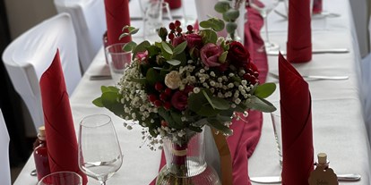 Hochzeit - Geeignet für: Firmenweihnachtsfeier - Bekond - Gasthaus Schornstein