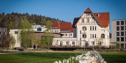 Hochzeit - Parkplatz: kostenlos - Albershausen - Villa Hirzel
