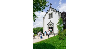 Hochzeit - Art der Location: im Freien - Aargau - Aussenansicht der Kur- und Hochzeitskapelle vom Bad Schinznach - Bad Schinznach AG