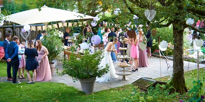 Hochzeit - Trauung im Freien - St. Gallenkirch - Hotelgarten  - Relax- & Vitalhotel Adler