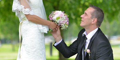Hochzeit - Umgebung: in einer Stadt - Bregenz - Eines unserer begeisterten Brautpaare: Sonja & Martin - Vienna House Martinspark Dornbirn