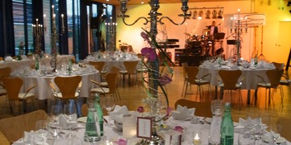 Hochzeit - Geeignet für: Firmenweihnachtsfeier - Hinterforst - Dekorierter Festsaal - Vienna House Martinspark Dornbirn
