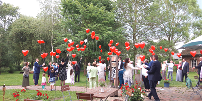 Hochzeit - Hunde erlaubt - Mecklenburg-Vorpommern - zur Hochzeit Ballons steigen lassen - Bolter Mühle