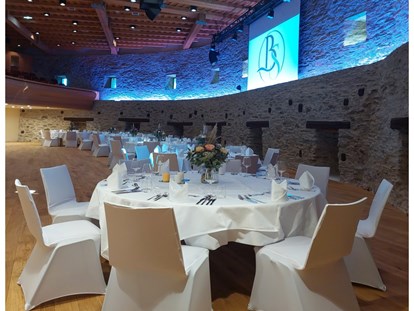Hochzeit - Trauung im Freien - Neutal - Hotel und Konferenz-Zentrum Burg Schlaining