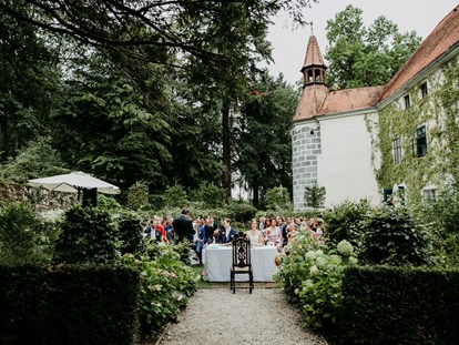 Hochzeit - Hunde erlaubt - Bad Kreuzen - Schloss Ernegg