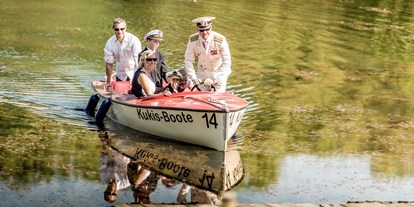 Hochzeit - Donauraum - Mit dem Boot zur Hochzeit.
Foto © weddingreport.at - La Creperie