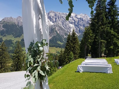 Hochzeit - Art der Location: Alm - Österreich - Trauwiese und Traumpanorama - Die Deantnerin