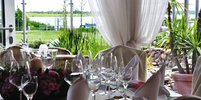 Hochzeit - Art der Location: Restaurant - Elbeland - Blick vom Bernsteinzimmer - Trattoria al Faro