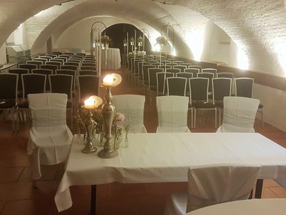 Hochzeit - Geeignet für: Firmenweihnachtsfeier - Hannersdorf - Festliche Trauung im Kastell Stegersbach - Kastell Stegersbach