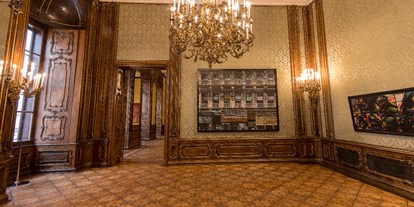 Hochzeit - Art der Location: Schloss - Bad Vöslau - Der Grüne Salon des Palais Schönborn-Batthyány in Wien. - Palais Schönborn-Batthyány