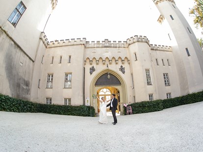 Hochzeit - Winterhochzeit - Hochzeit im Schloss Wolfsberg in Kärnten  - Schloss Wolfsberg