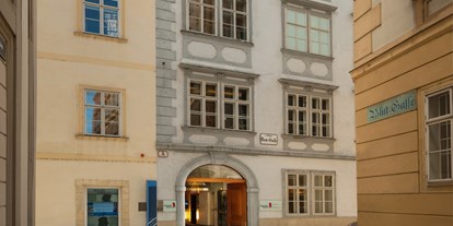Hochzeit - Art der Location: Eventlocation - Wien-Stadt Innere Stadt - Außenansicht Mozarthaus Vienna - Mozarthaus Vienna