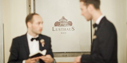 Hochzeit - Umgebung: in einer Stadt - Heiraten im Café-Restaurant Lusthaus im Wiener Prater.
Foto © stillandmotionpictures.com - Café-Restaurant Lusthaus