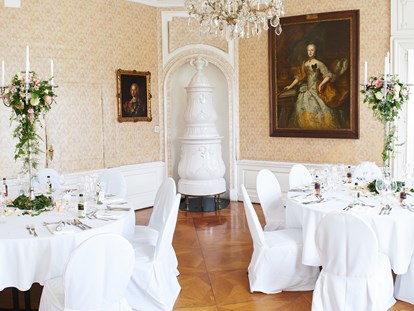 Hochzeit - Art der Location: Wintergarten - Traumhochzeit im SCHLOSS Miller-Aichholz - Schloss Miller-Aichholz - Europahaus Wien