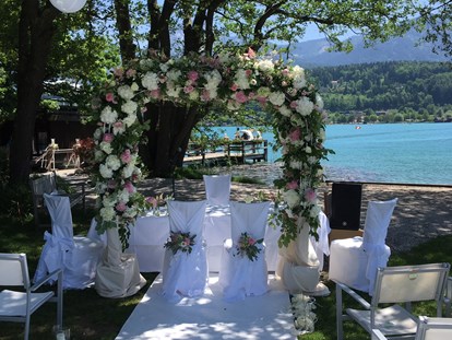 Hochzeit - Umgebung: mit Seeblick - Inselhotel Faakersee