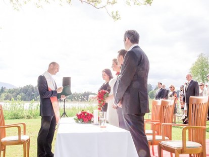 Hochzeit - Hochzeitsessen: 3-Gänge Hochzeitsmenü - Bodensdorf (Steindorf am Ossiacher See) - Trauung unter freiem Himmer - Inselhotel Faakersee - Inselhotel Faakersee