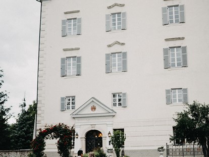 Hochzeit - Umgebung: im Park - 2020 - Schloss Greifenburg