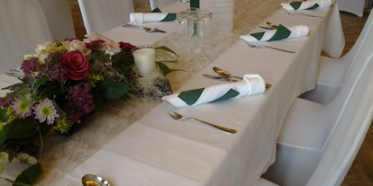 Hochzeit - Trauung im Freien - Neumarkt am Wallersee - Hochzeitssaal - Gasthof Hotel Jägerwirt