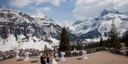 Hochzeit - Geeignet für: Eventlocation - Arlberg - Die Terrasse eignet sich wunderbar für standesamtliche Trauungen - Hotel Sonnenburg