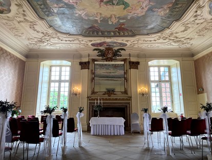 Hochzeit - Art der Location: ausgefallene Location - Schlossgastronomie Herten