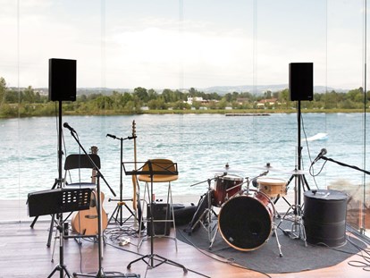 Hochzeit - Art der Location: Eventlocation - Oberösterreich - Music
pic by: Konstantinos Kartelias - DasSee Event Exclusive