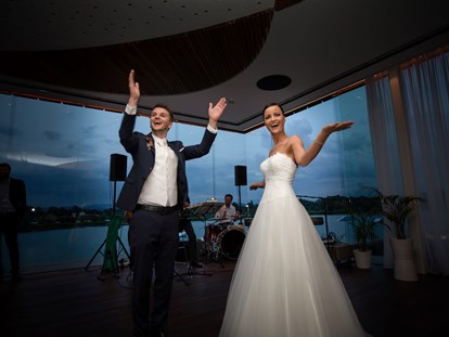 Hochzeit - Hochzeits-Stil: Boho - Gunskirchen - pic by: Konstantinos Kartelias - DasSee event exclusive