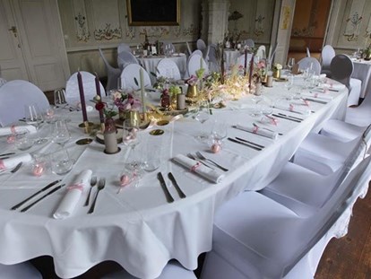 Hochzeit - Hochzeitsessen: Catering - Tafel Pernegger Salon  - Schloss Pernegg