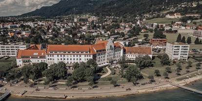 Hochzeit - Art der Location: Restaurant - Amtzell - Blick auf das Sentido Seehotel Am Kaiserstrand vom Bodensee aus.  - Seehotel am Kaiserstrand