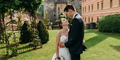 Hochzeit - Kinderbetreuung - Zahlreiche tolle Plätze um eure Liebe zu zelebrieren und tolle Hochzeitsfotos zu schießen. - Burg Deutschlandsberg