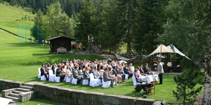 Hochzeit - Candybar: Saltybar - Bürserberg - Trauung im Berghof-Garten - Der Berghof in Lech